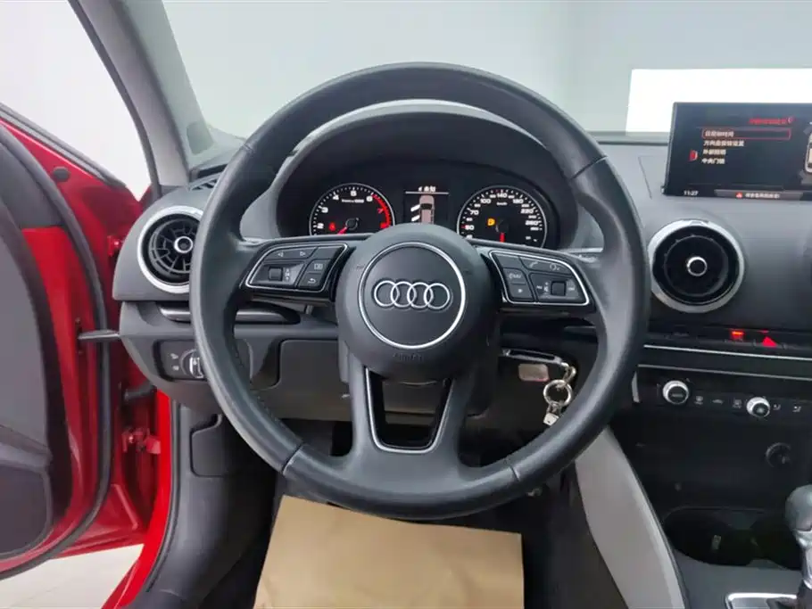 Audi A3 2019 — фото 15