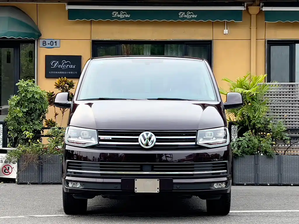Volkswagen Multivan 2017 — фото 2