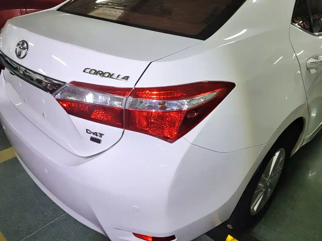 Toyota Corolla 2016 — фото 8