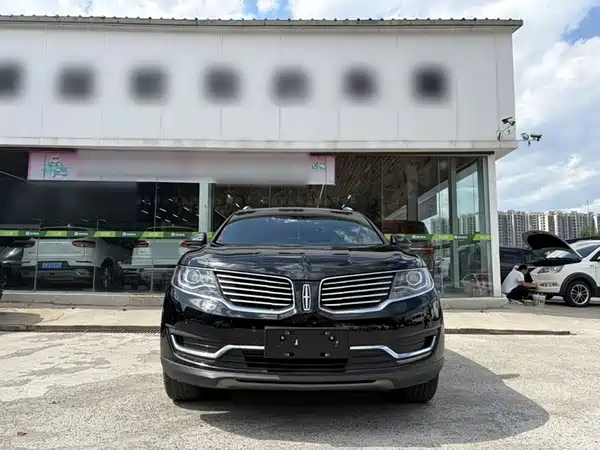 Lincoln MKX 2018