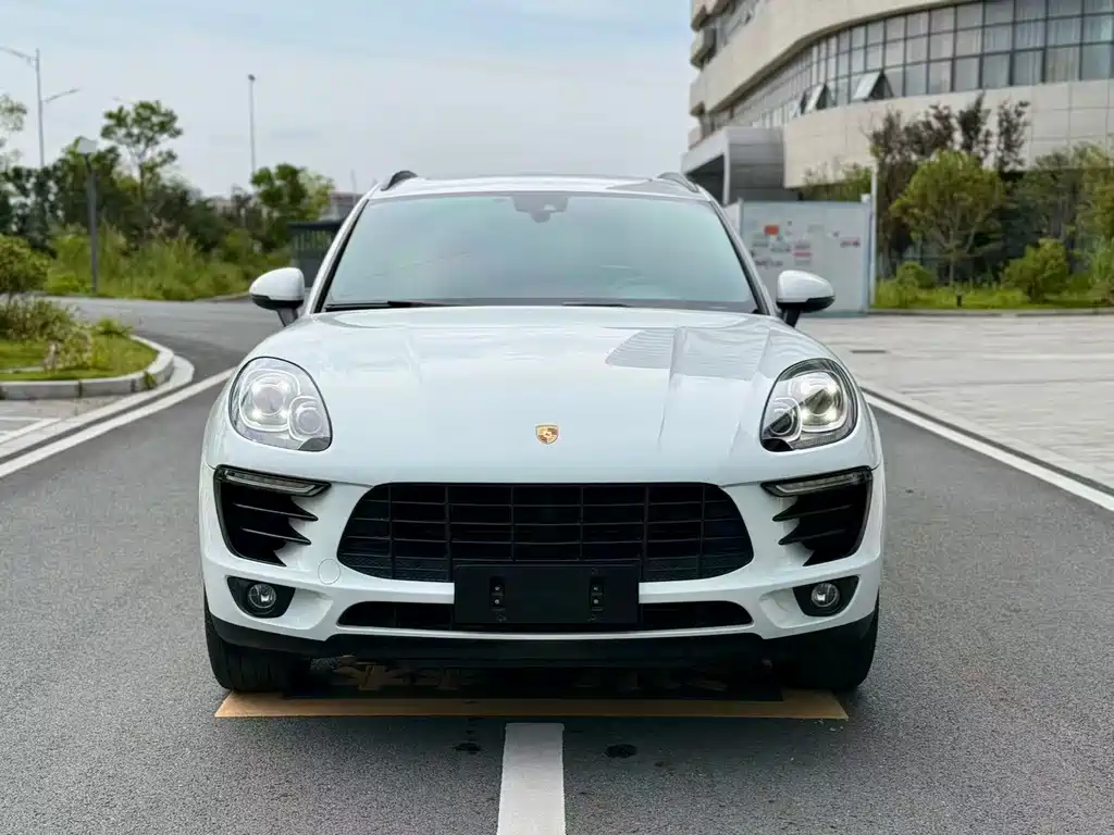 Porsche Macan 2018 — фото 2