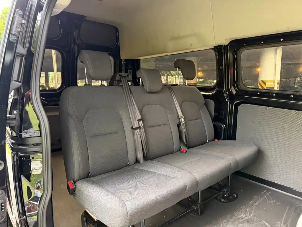 Ford Transit 2023 — фото 11