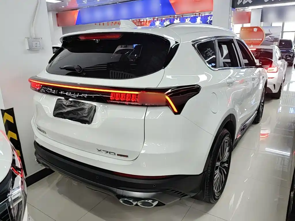 Jetour X70 PLUS 2025