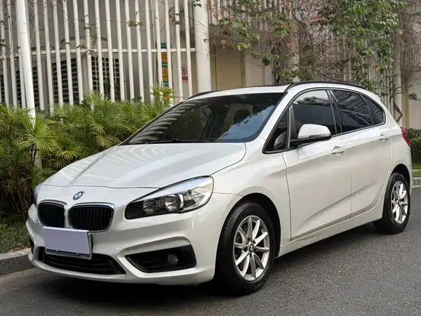 BMW 2 Series Station Wagon 2016