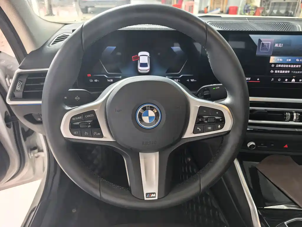 BMW i3 2024 — фото 6