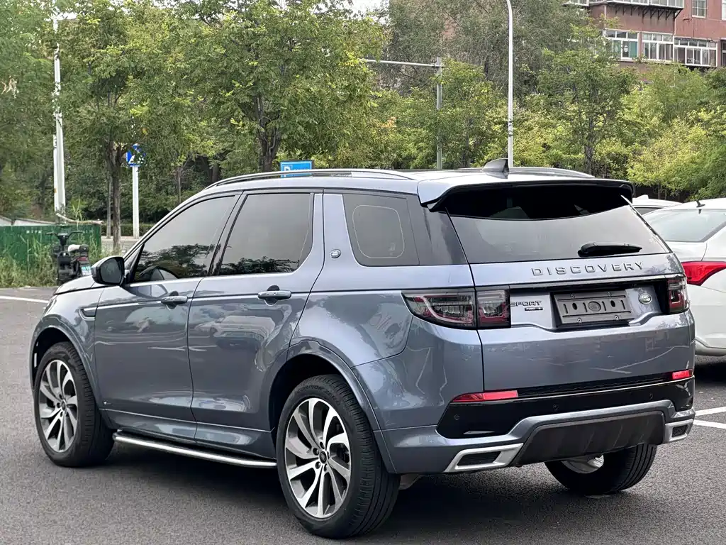 Land Rover Discovery Sport 2021 — фото 9