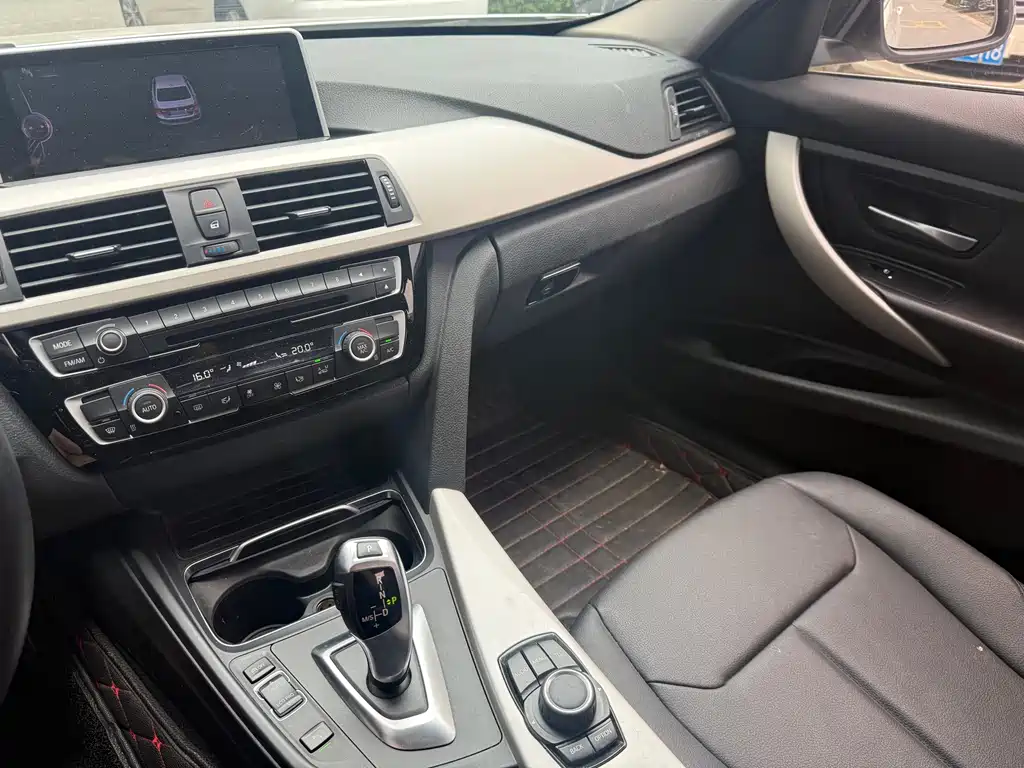 BMW 3 Series 2015