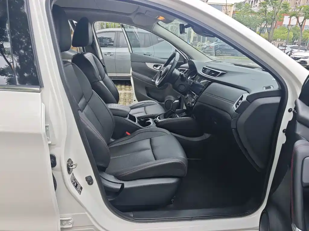 Nissan Qashqai 2022 — фото 8