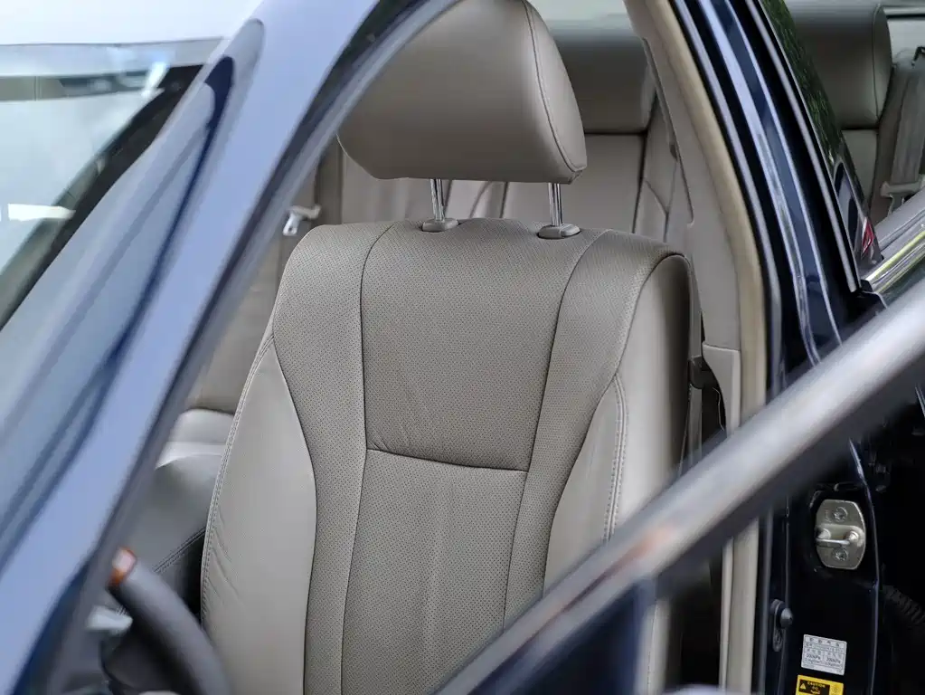 Toyota Camry 2008 — фото 18
