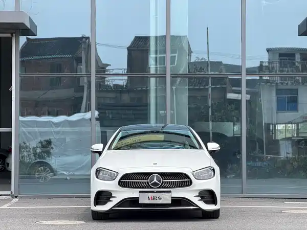 Mercedes-Benz E-Class 2024
