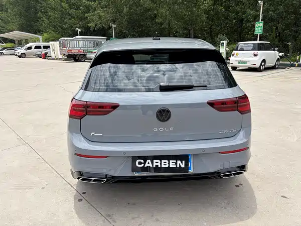 Volkswagen Golf 2023