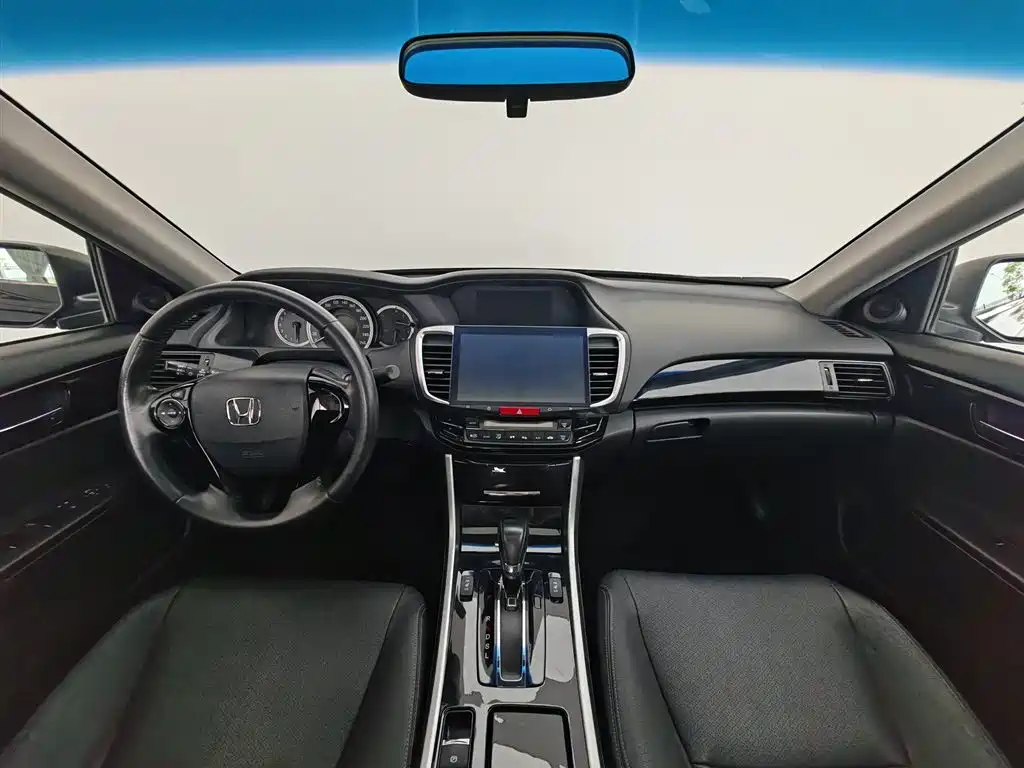 Honda Accord 2016 — фото 5