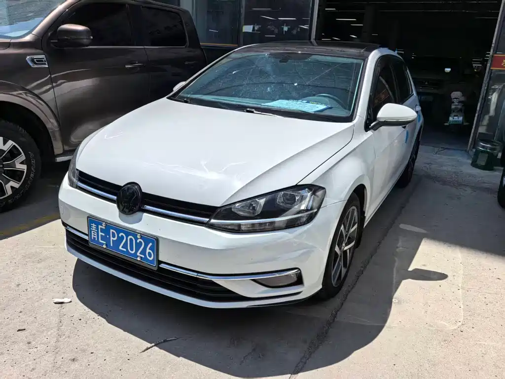 Volkswagen Golf 2020