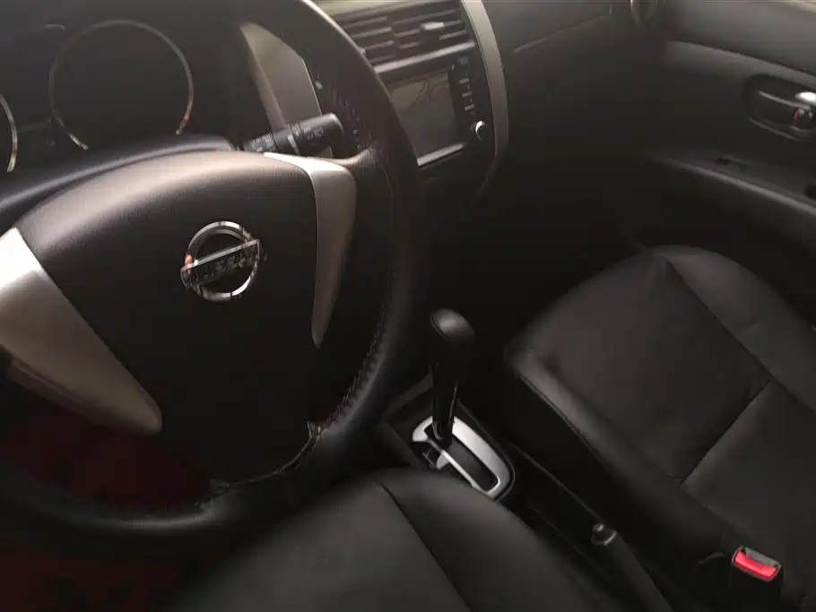 Nissan Livina 2015 — фото 13