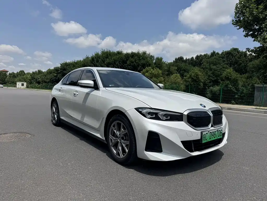 BMW i3 2023