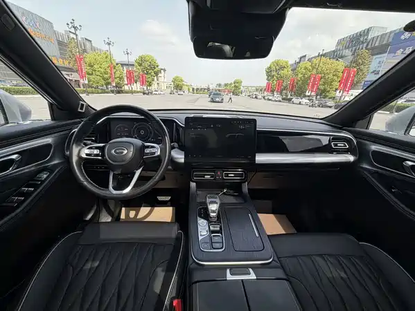 GAC Trumpchi GS8 2023