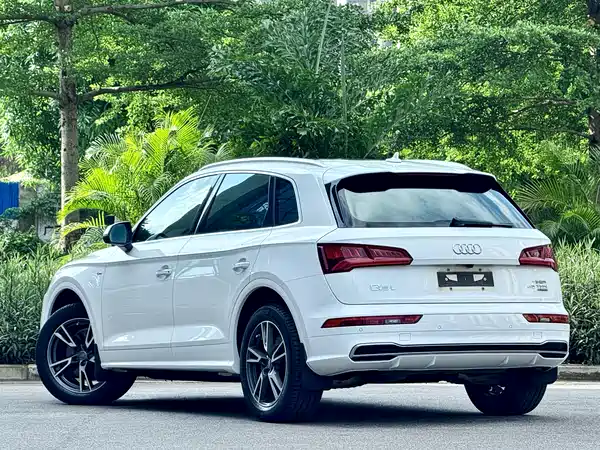 Audi Q5L 2018