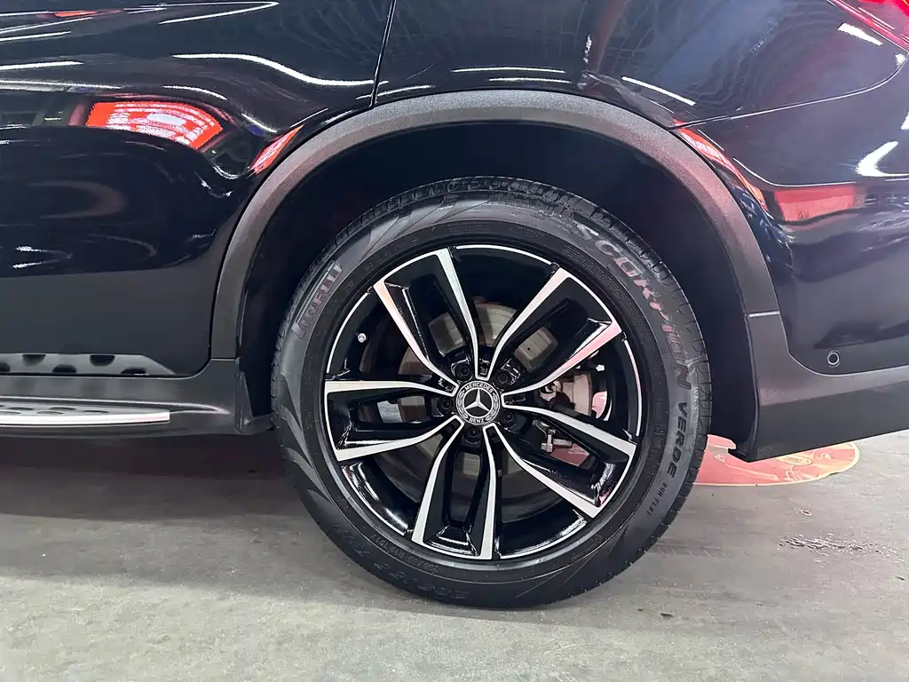 Mercedes-Benz GLC 2020 — фото 17