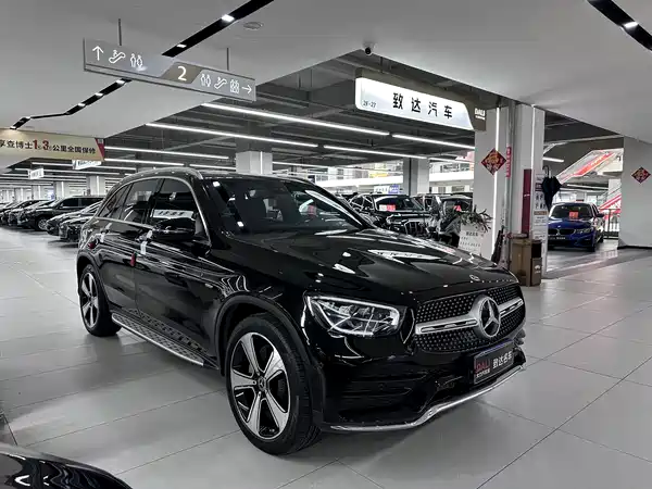 Mercedes-Benz GLC 2023