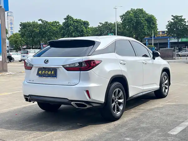 Lexus RX 2019