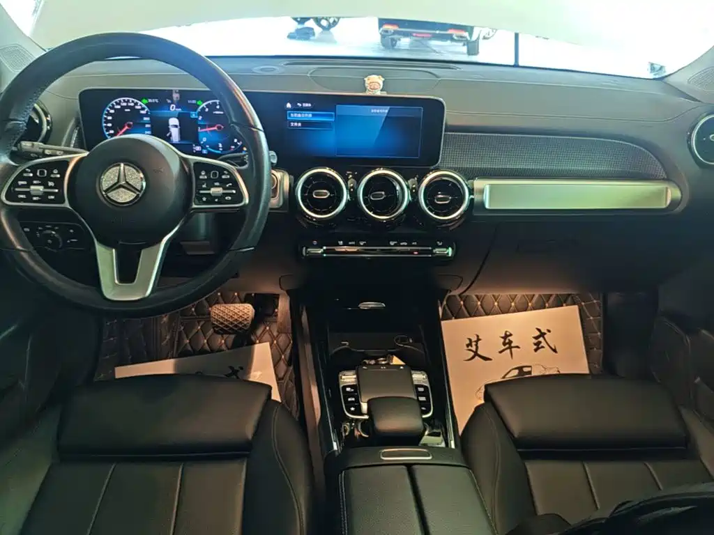 Mercedes-Benz GLB 2020 — фото 13