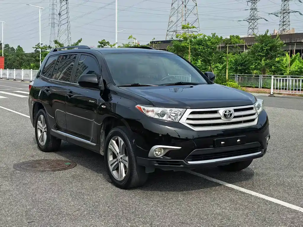 Toyota Highlander 2014 — фото 2