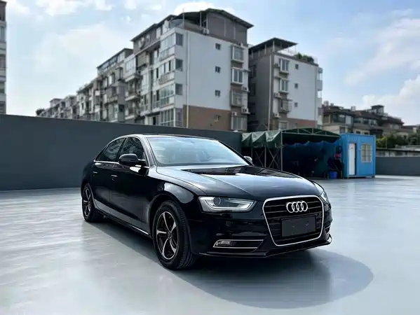Audi A4L 2013