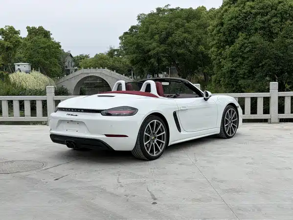 Porsche 718 2024