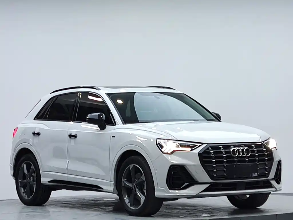 Audi Q3 2022 — фото 7