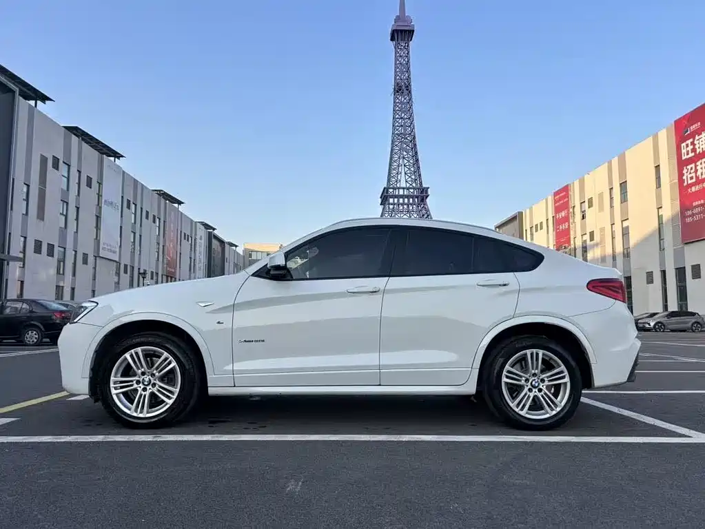 BMW X4 2016 — фото 18