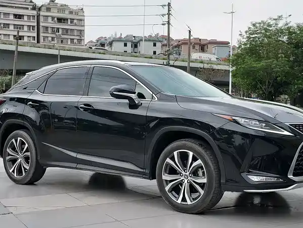 Lexus RX 2020