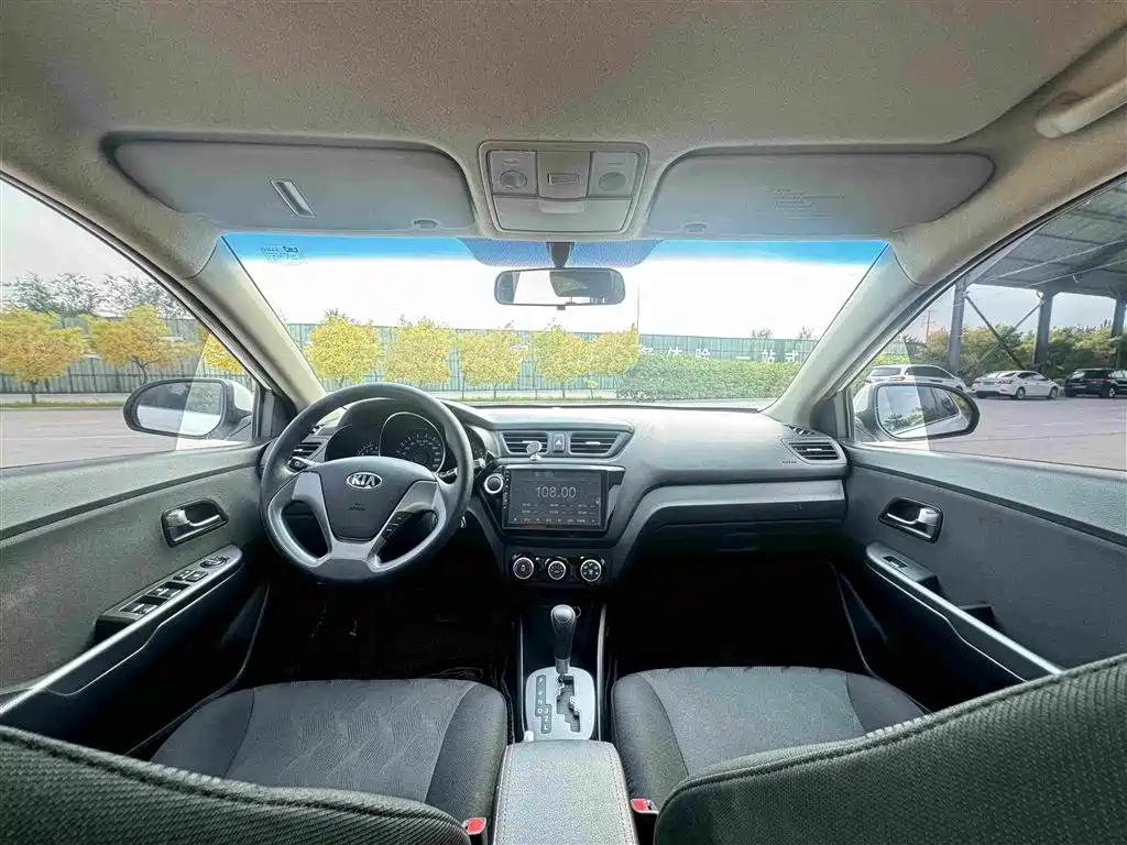 Kia K2 2015 — фото 16