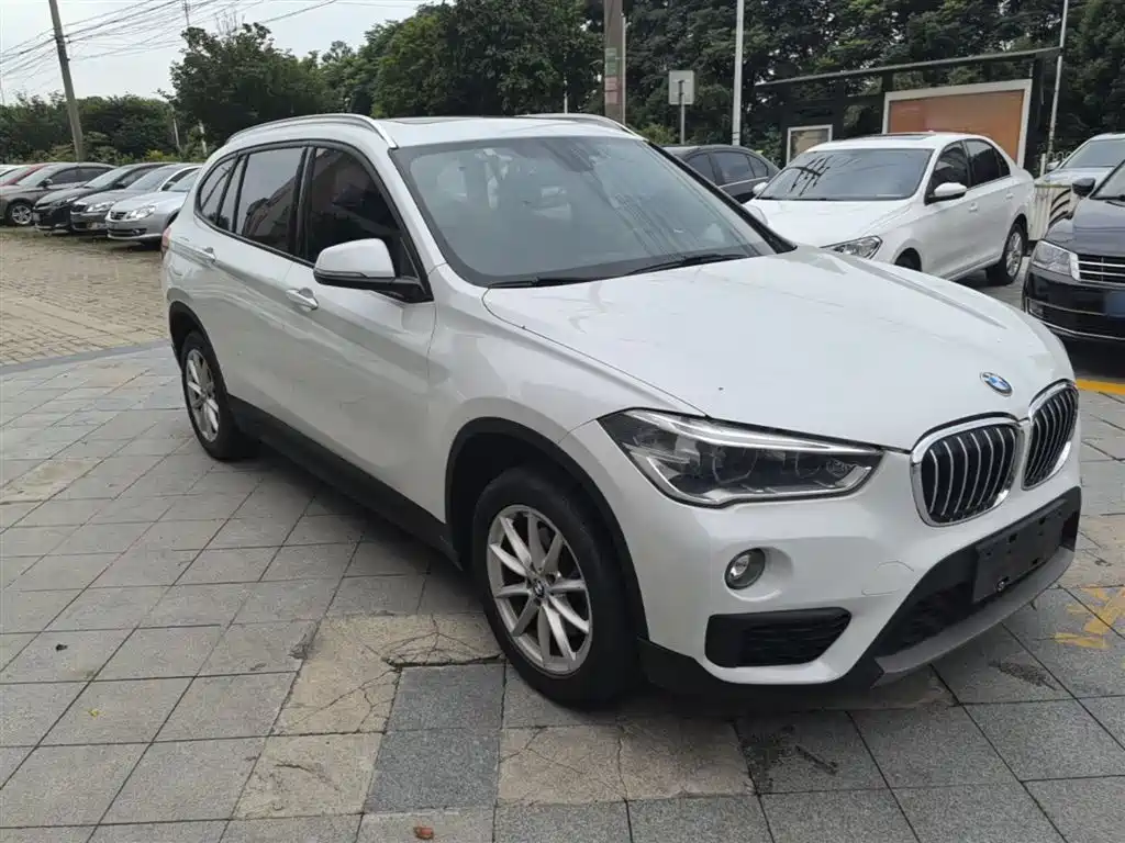 BMW X1 2017 — фото 4