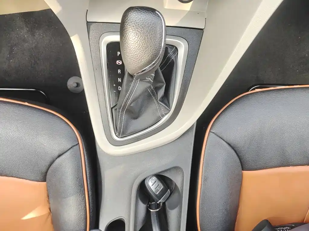 Buick Excelle GT 2016 — фото 10