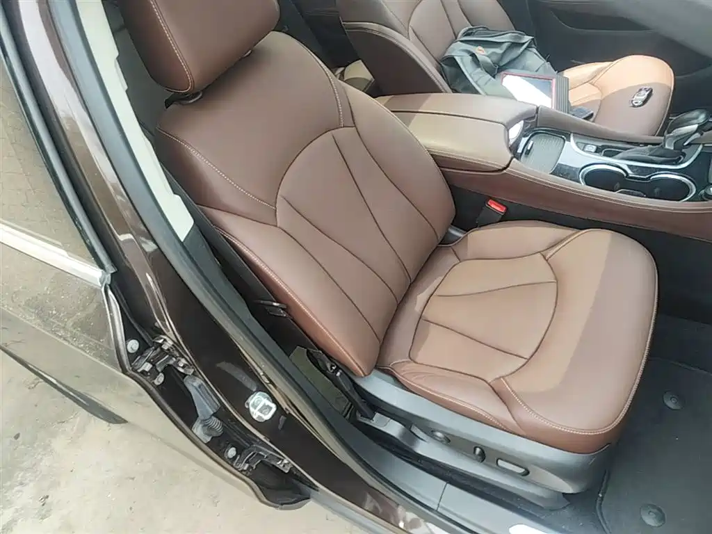 Buick Envision Plus 2021 — фото 25