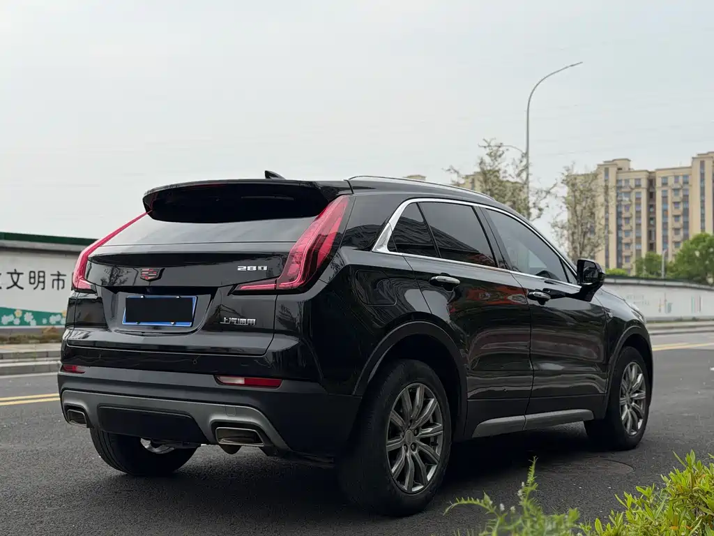 Cadillac XT4 2021 — фото 10