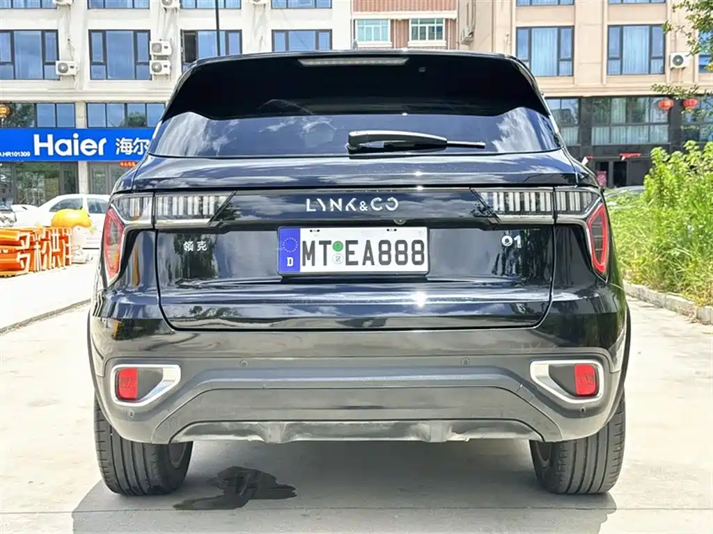 Lynk & Co 01 2018