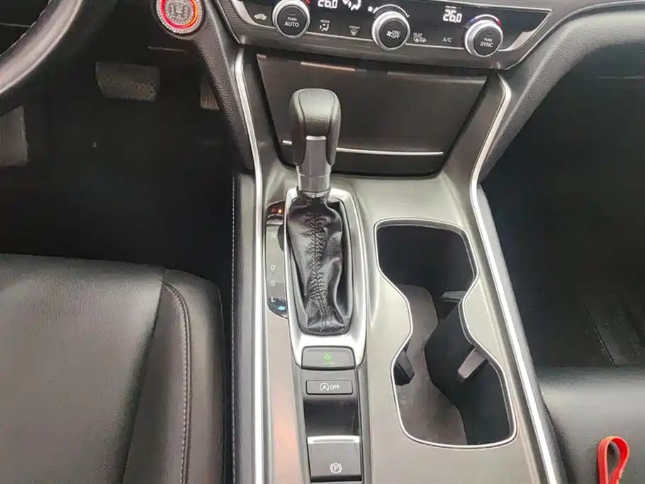 Honda Accord 2023 — фото 16