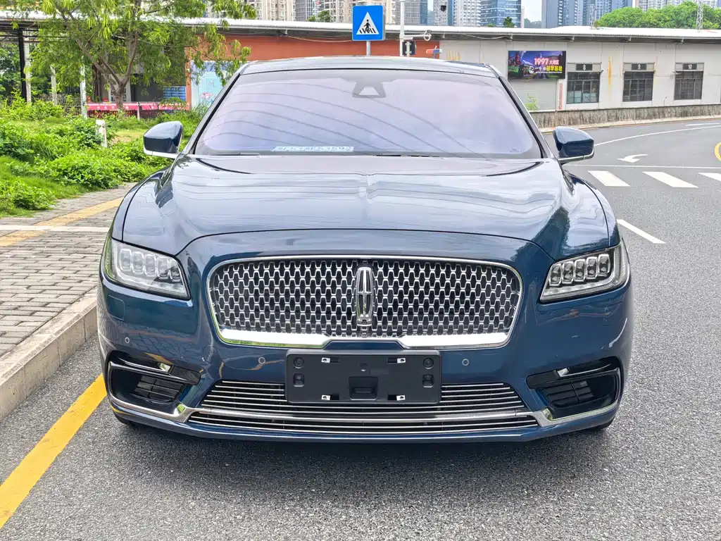 Lincoln Continental 2021 — фото 2