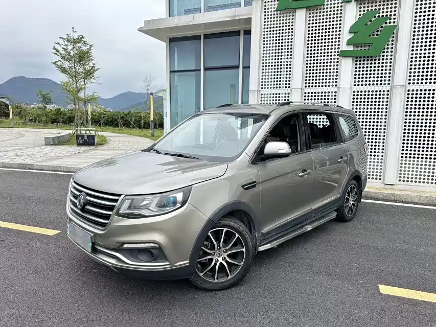 Dongfeng Fengxing SX6 2017 — фото 1