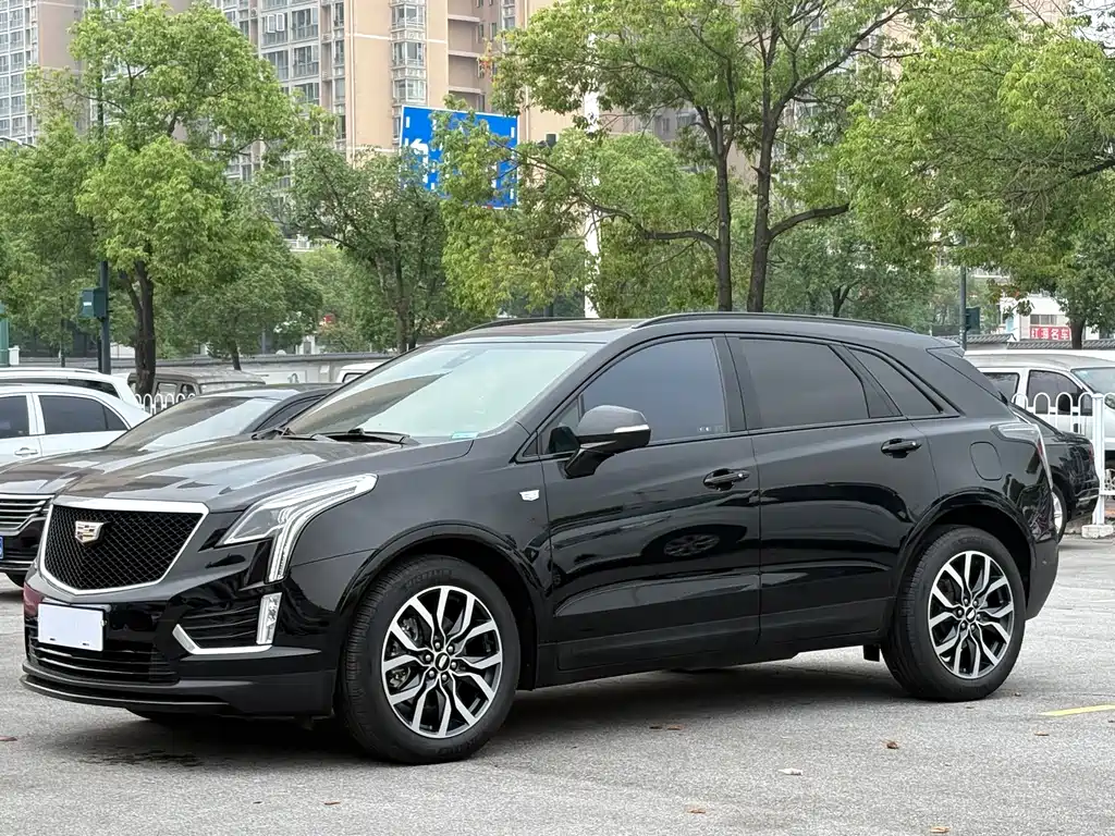 Cadillac XT5 2023 — фото 1