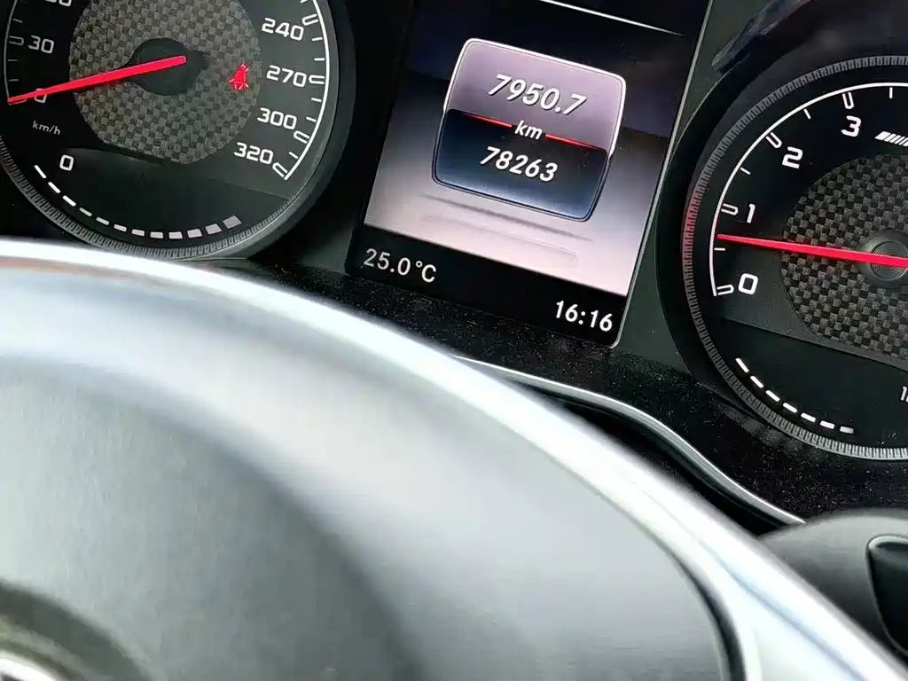 Mercedes-Benz C-Class AMG 2016 — фото 14