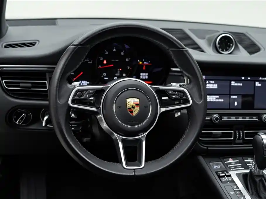 Porsche Macan 2021 — фото 11
