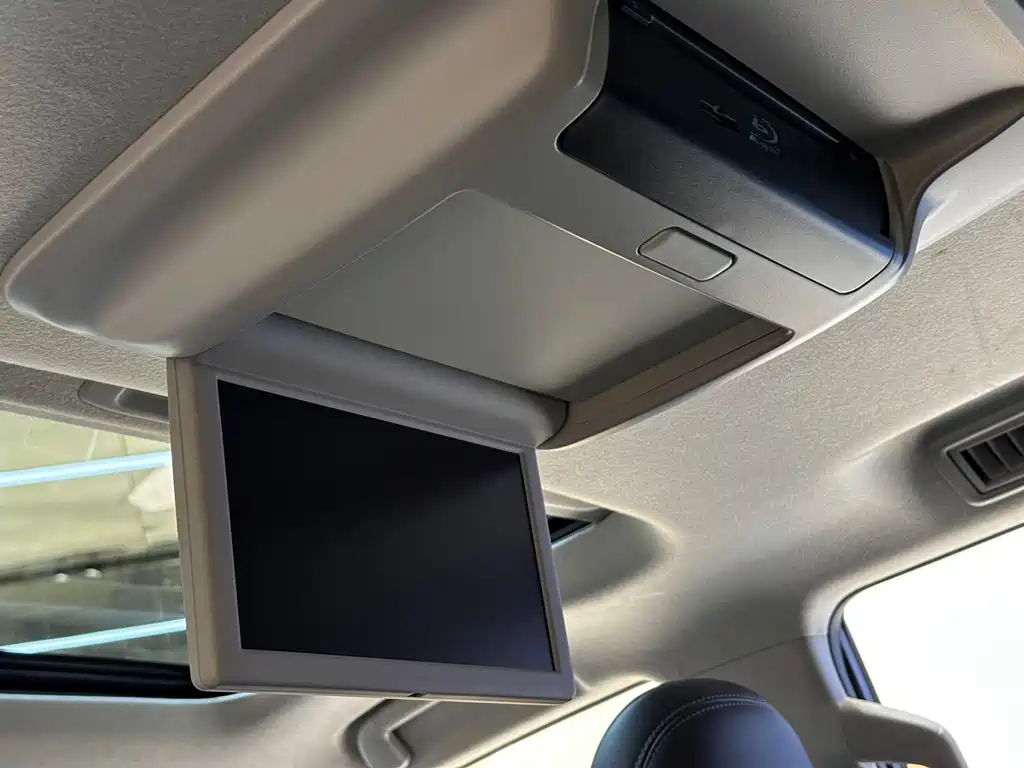 Toyota Prado 2015 — фото 11