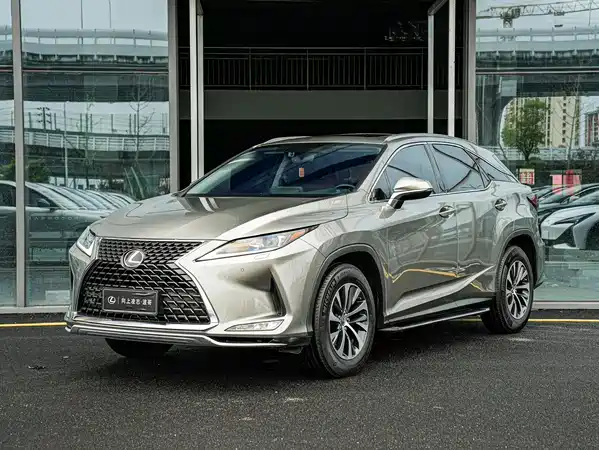 Lexus RX 2020