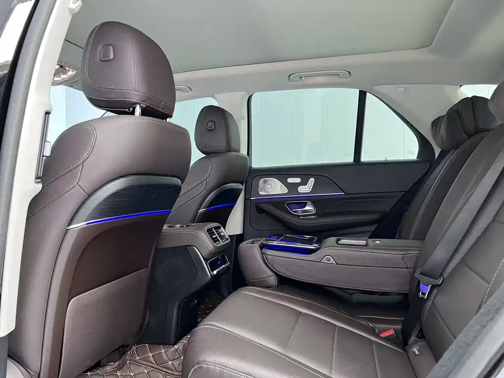 Mercedes-Benz GLE 2023 — фото 8