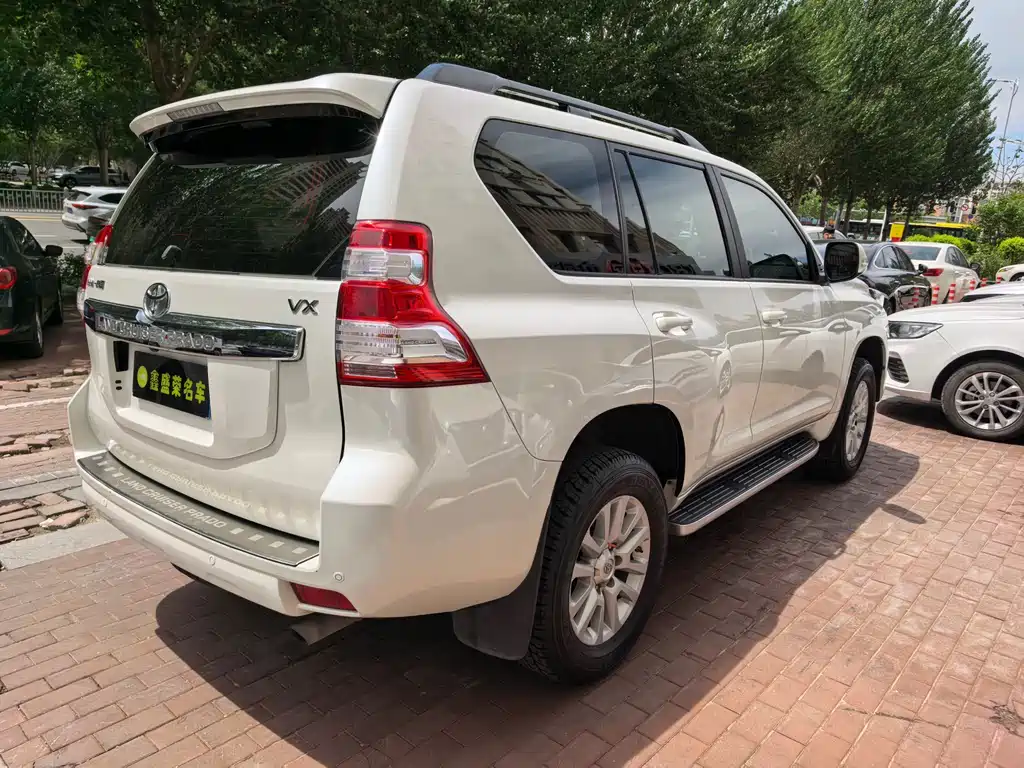 Toyota Prado 2017 — фото 4