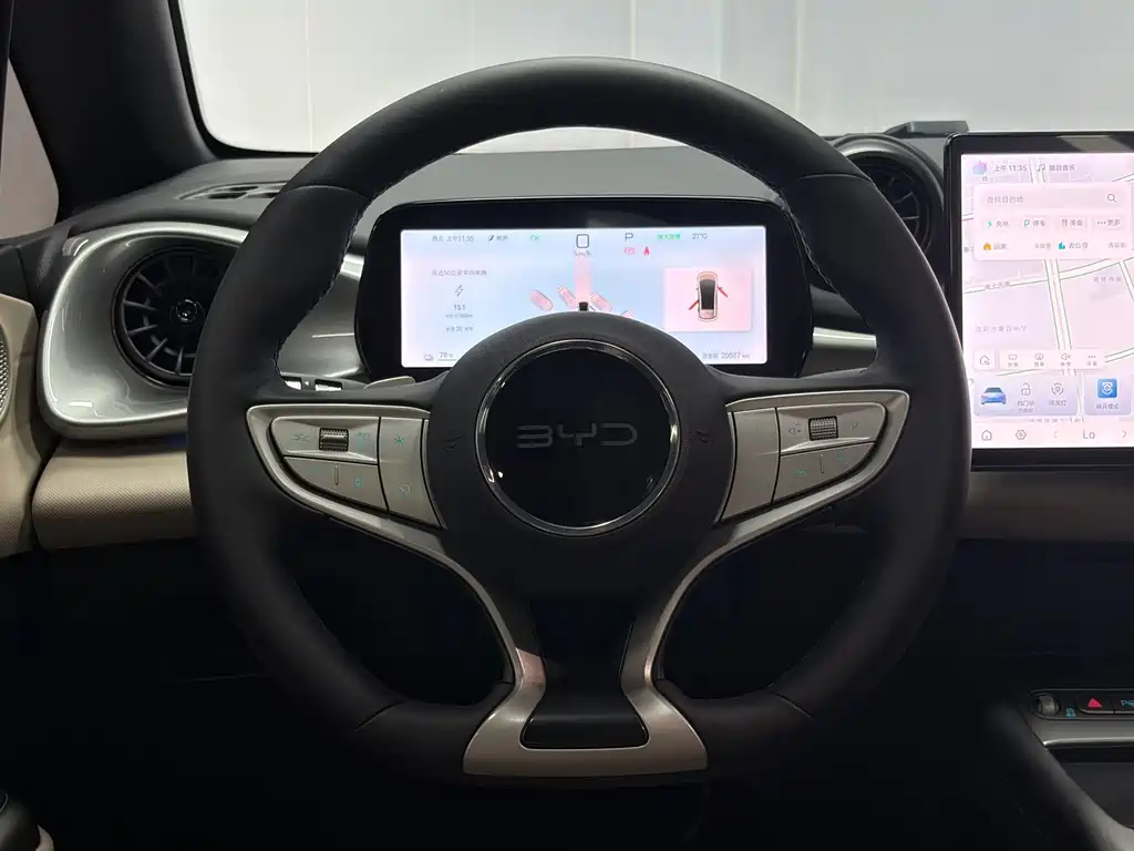 BYD Dolphin 2025