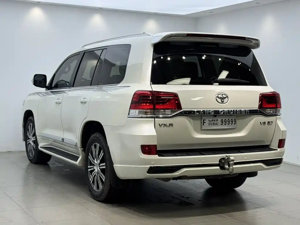 Toyota Land Cruiser 2019 — фото 15