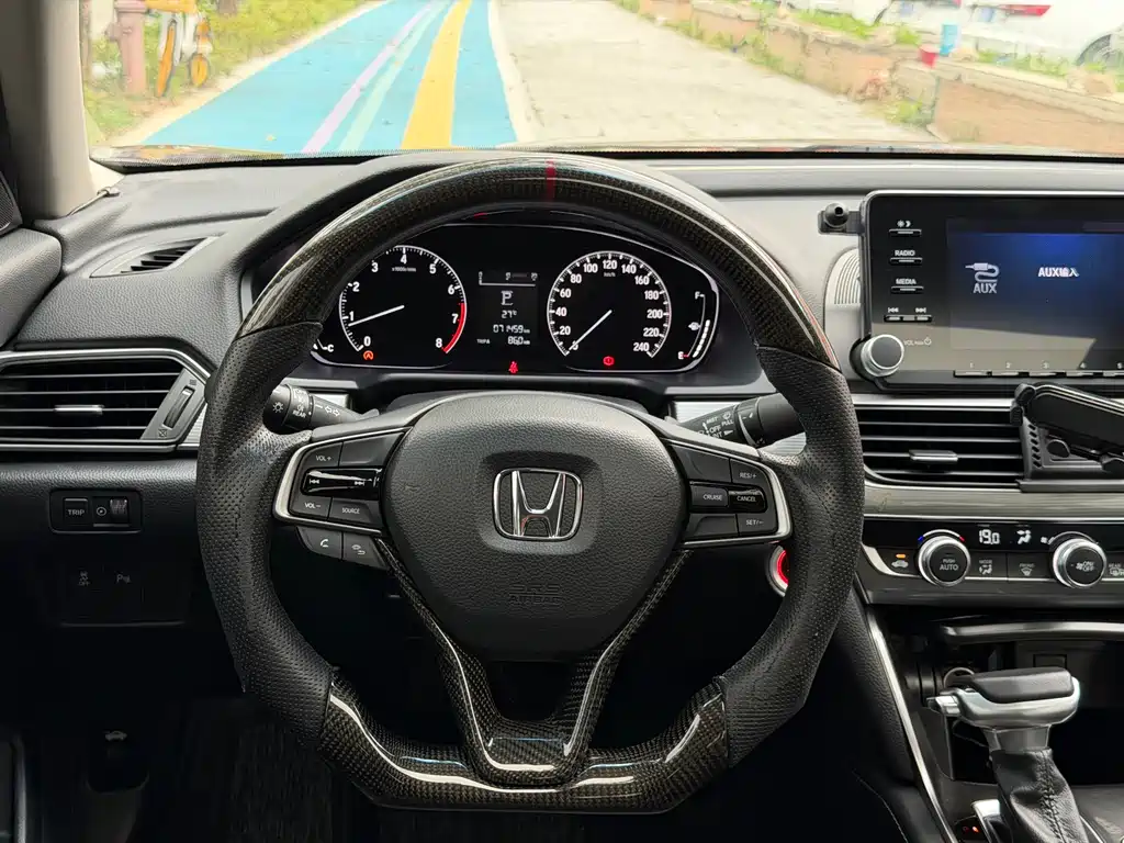 Honda Accord 2021 — фото 10